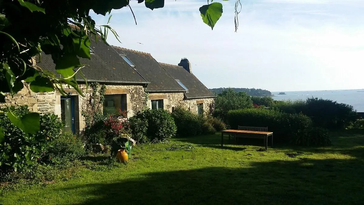 Gite Des Hortensias - Old Farmhouse - Sea View Carantec Holiday home