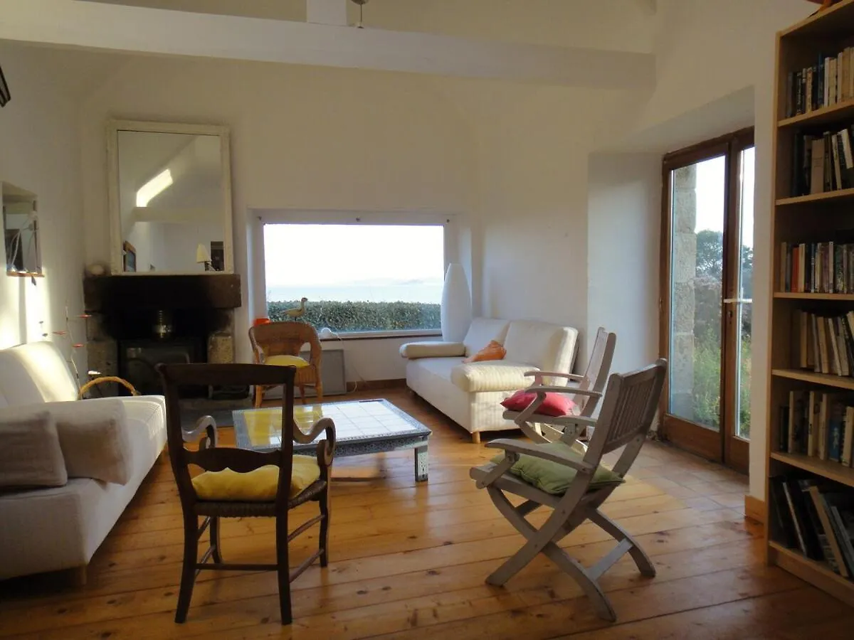 Gite Des Hortensias - Old Farmhouse - Sea View Carantec France